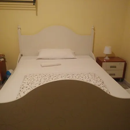 Bed & Breakfast Stazione 2 3*