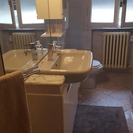 Bed and Breakfast Stazione 2 3*